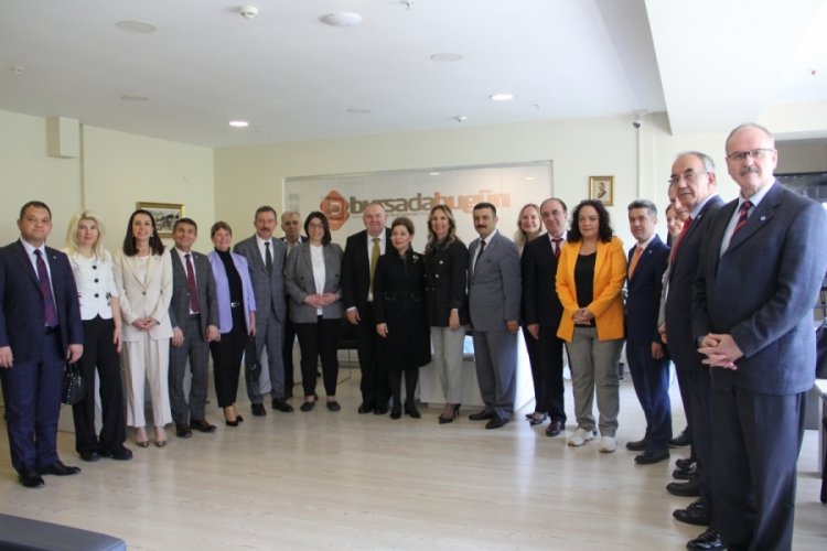 İYİ Parti Bursa Milletvekili adaylarından Bursada Bug&uuml;n'e ziyaret