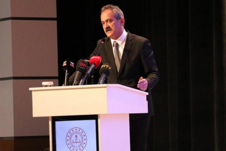 Milli Eğitim Bakanı &Ouml;zer: G&ouml;receksiniz T&uuml;rkiye'de yabancı dille ilgili iklim değişecek