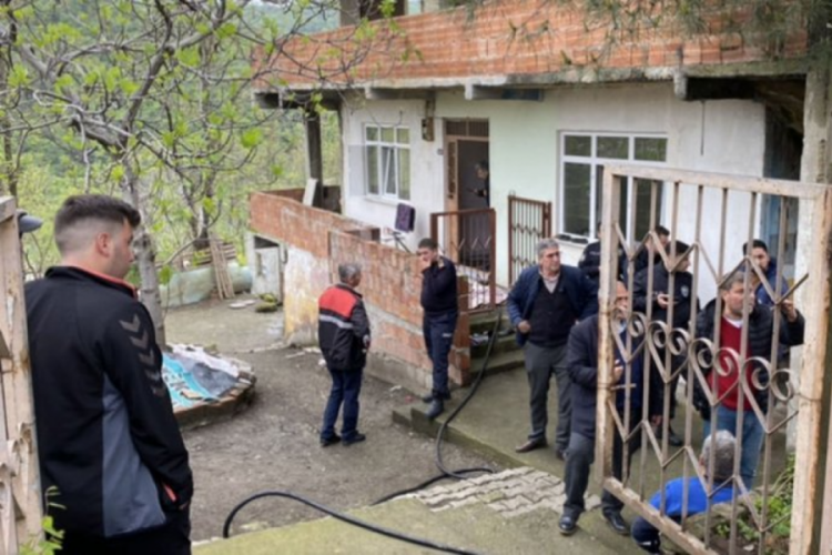 Samsun'da elektrikli ısıtıcıdan &ccedil;ıkan yangında yaşlı adam hayatını kaybetti