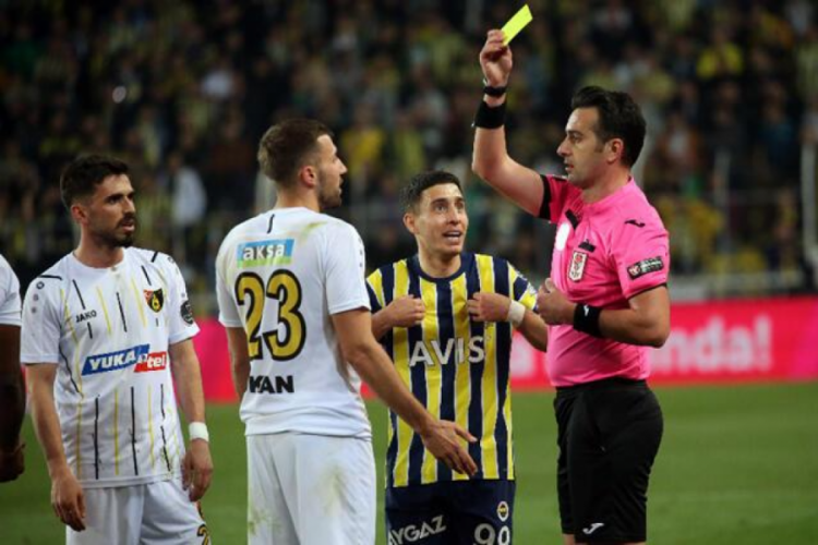 Emre Mor cezalı duruma d&uuml;şt&uuml;!