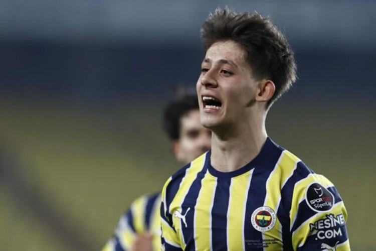 Arda G&uuml;ler, Fenerbah&ccedil;e-İstanbulspor ma&ccedil;ına damga vurdu