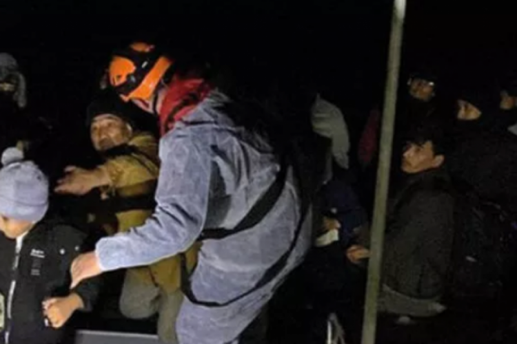 &Ccedil;anakkale'de 81 ka&ccedil;ak g&ouml;&ccedil;men yakalandı