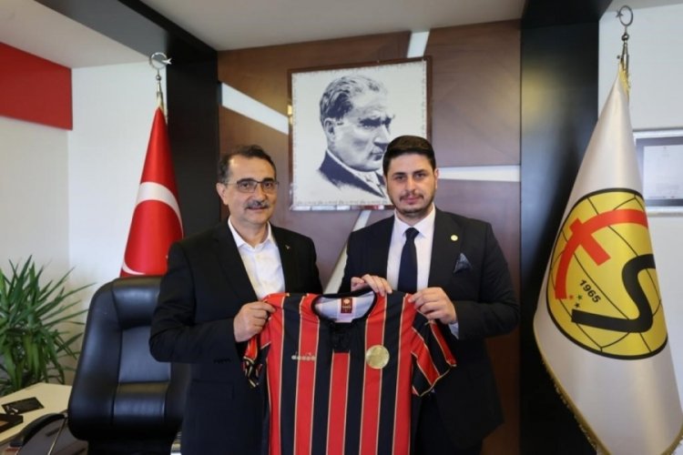 Fatih D&ouml;nmez Eskişehirspor'u ziyaret etti
