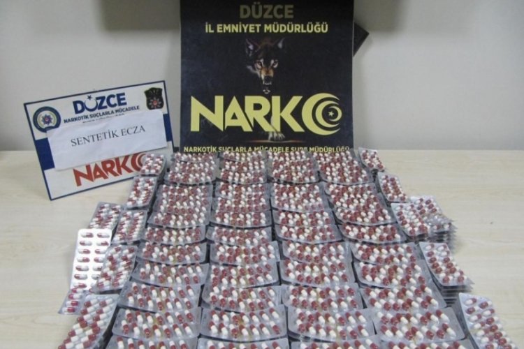 D&uuml;zce'de 6 binden fazla uyuşturucu hap ele ge&ccedil;irildi