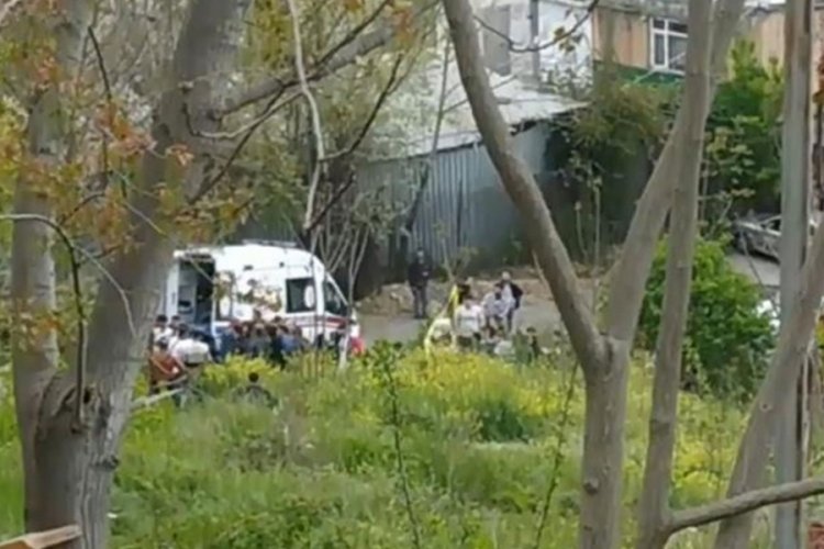 İstanbul'da 14 yaşındaki &ccedil;ocuk &ouml;l&uuml; bulundu
