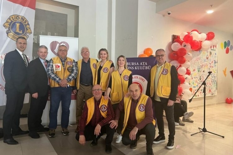 Bursa'da ATA Lions Kl&uuml;b&uuml;'nden &ccedil;ocuklara 23 Nisan &Ccedil;ocuk bayramı kutlaması
