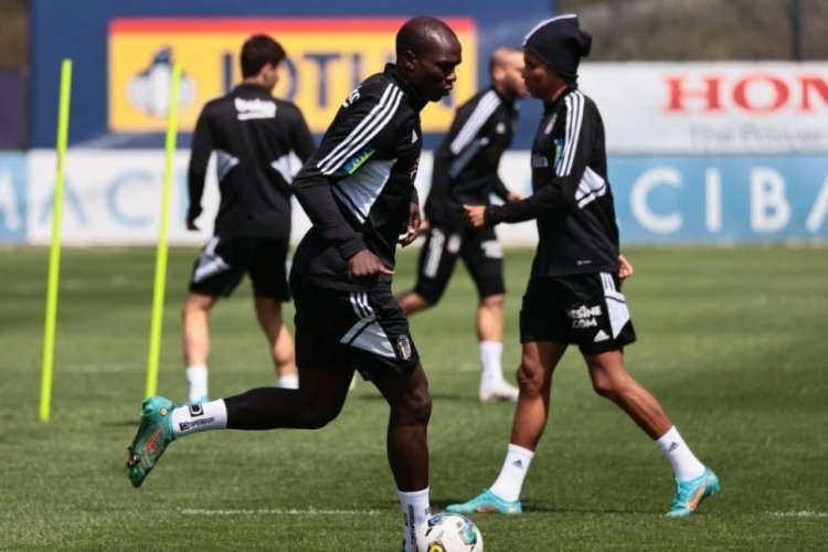 Beşiktaş, Galatasaray ma&ccedil;ı hazırlıklarını s&uuml;rd&uuml;rd&uuml;