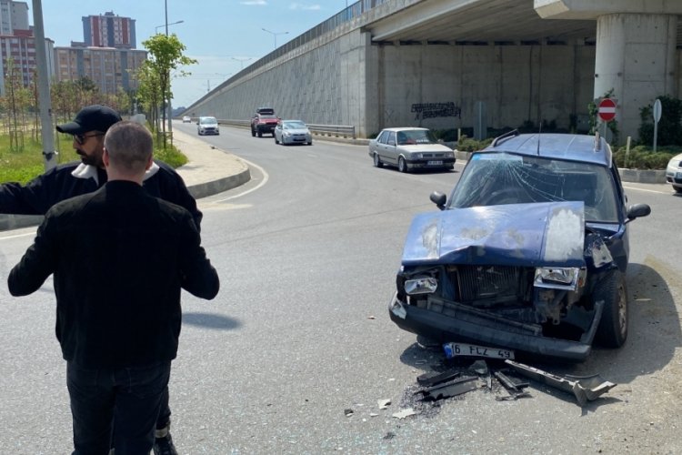 &Ccedil;orlu'da trafik kazası: 3 yaralı
