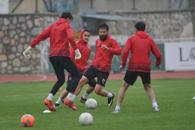 Ayhan Salman'dan İneg&ouml;lspor'a prim desteği