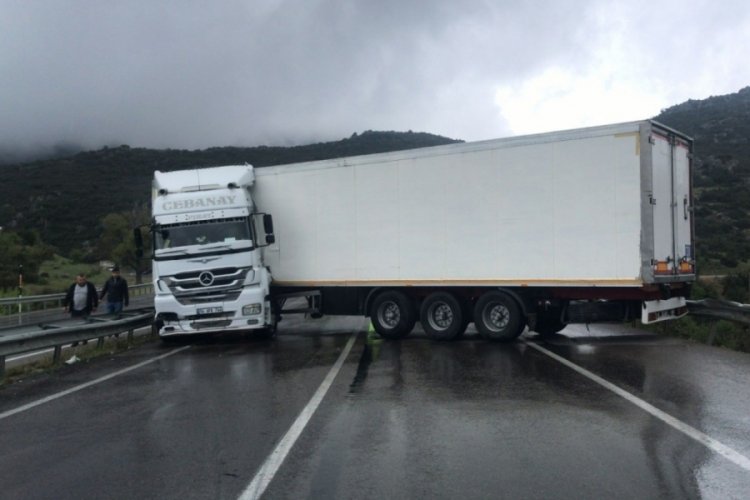 Aydın Kuşadası'nda trafik kazası
