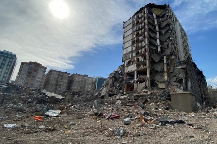 Diyarbakır'da 89 kişinin &ouml;ld&uuml;ğ&uuml; Galeria İş Merkezine ilişkin bilirkişi raporu hazırlandı