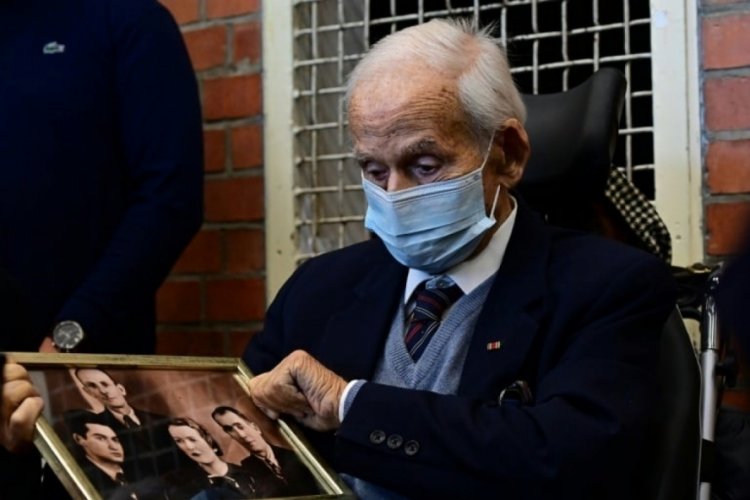 Eski Nazi Josef Sch&uuml;tz &ouml;ld&uuml;