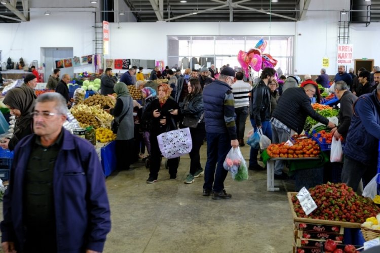 T&Uuml;İK a&ccedil;ıkladı! Ekonomiye g&uuml;ven nisan ayında arttı