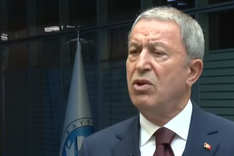 Bakan Akar: Zenginlikler adil paylaşılsın