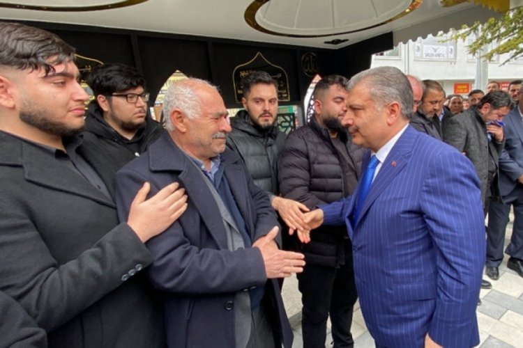 Fahrettin Koca'nın acı g&uuml;n&uuml;: Kuzeninin cenazesine katıldı