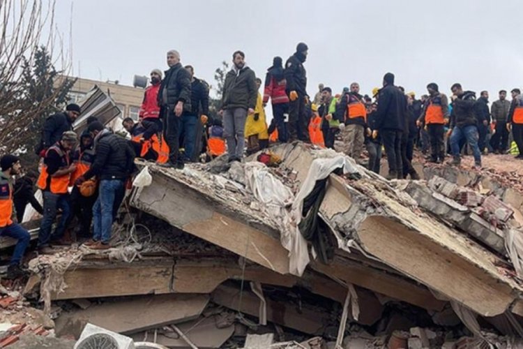 Deprem Komisyonu raporunda 'Yeni imar kanunu' hazırlanması gerektiği belirtildi