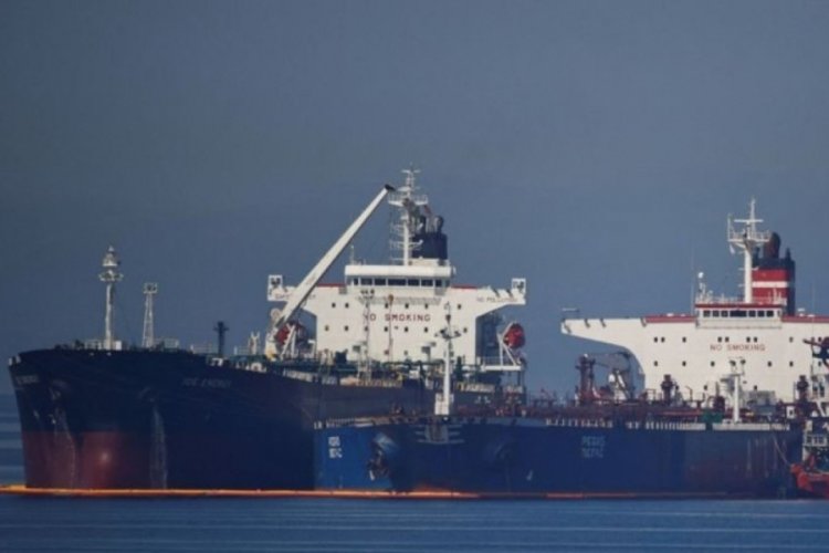 İran Devrim Muhafızları, Umman K&ouml;rfezi'nde petrol tankerine el koydu