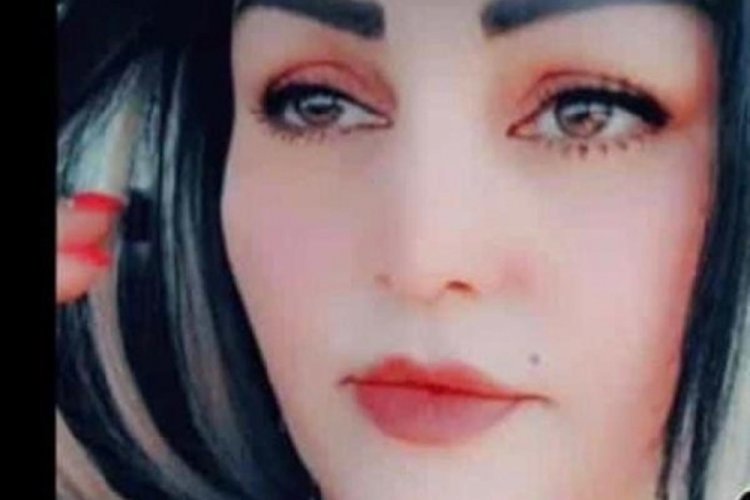 Iğdır'da ticari taksi ile otomobil kafa kafaya &ccedil;arpıştı: 1 &ouml;l&uuml;, 4 yaralı