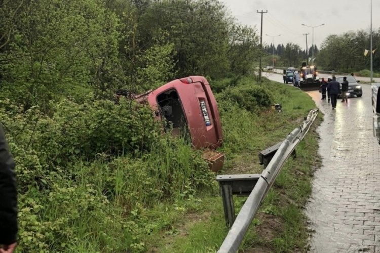 Yalova'da panelvan devrildi: 3 iş&ccedil;i hayatını kaybetti