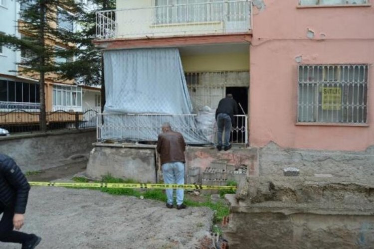 Adana'da işyerinde silahla başından vuruldu!