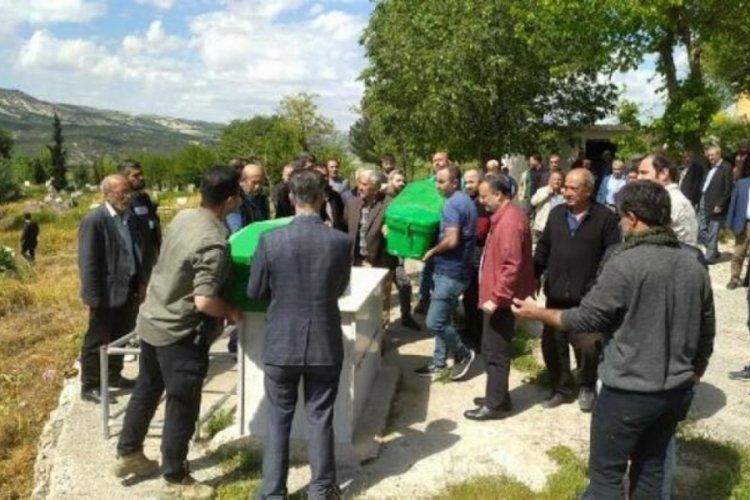 Adıyaman'da intihar eden baba ile vurduğu kızı son yolculuklarına uğurlandı