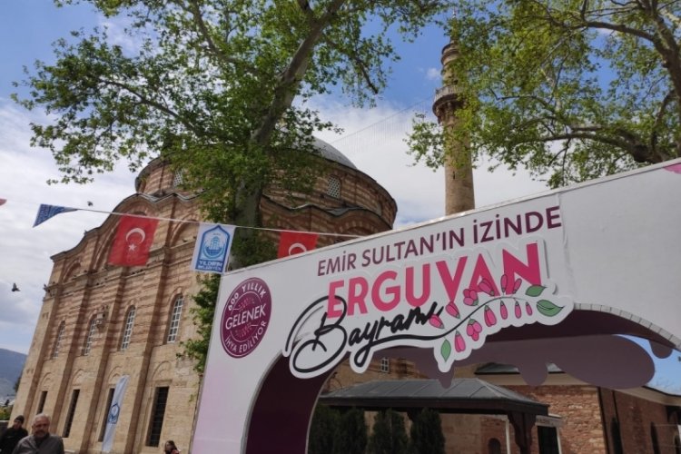 Baharın m&uuml;jdecisi 'Erguvan Bayramı' t&uuml;m coşkusuyla Bursa'da kutlanıyor&nbsp;
