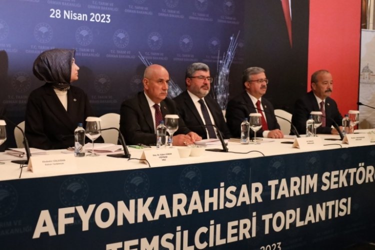 Vahit Kiriş&ccedil;i'den afet b&ouml;lgesindeki arıcılara b&uuml;y&uuml;k m&uuml;jde