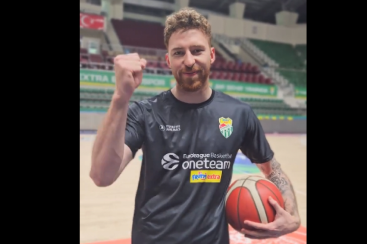 Onuralp Bitim'den Bursaspor taraftarına: Salonu dolduralım, galibiyeti alalım!