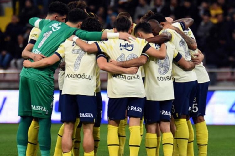Fenerbah&ccedil;e'ye yıldız futbolcudan m&uuml;jdeli haber