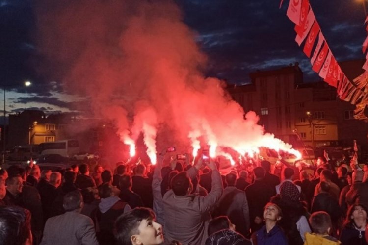BBP Bursa se&ccedil;im b&uuml;rosu a&ccedil;ıldı