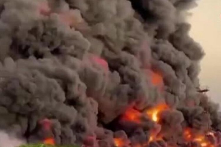 Kırım'da petrol depolama tesisinde yangın!