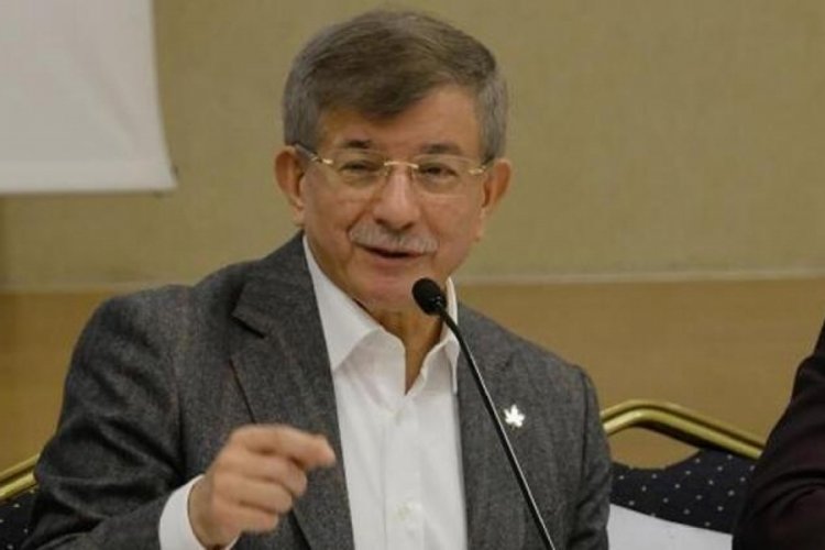 Davutoğlu: Erdoğan, kategorik olarak toplumu ikiye b&ouml;ld&uuml;