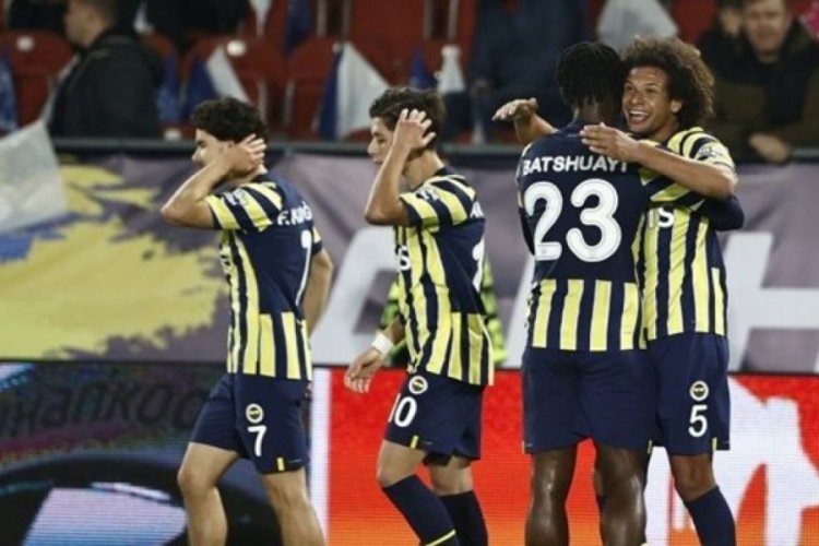 Fenerbah&ccedil;e'de ayrılık kararı!