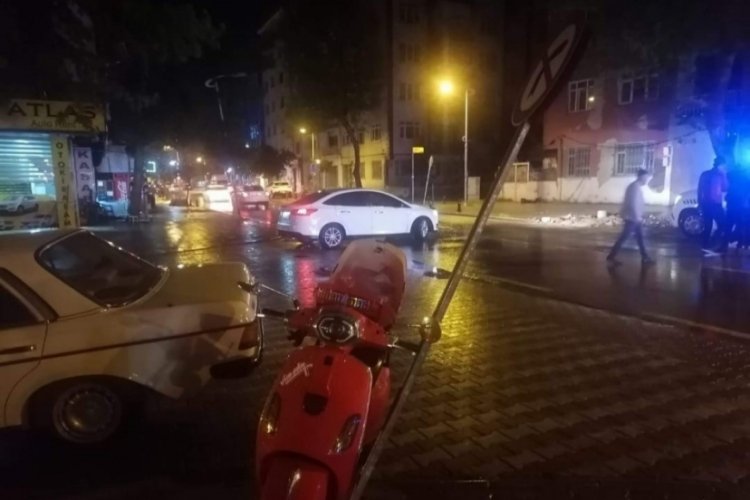 Malatya'da otomobil ile motosiklet &ccedil;arpıştı: 1 yaralı