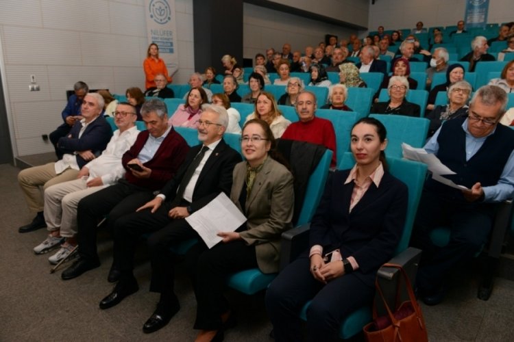Bursa Nil&uuml;fer'de yaşlı refahı d&uuml;zenlenen panelde ele alındı