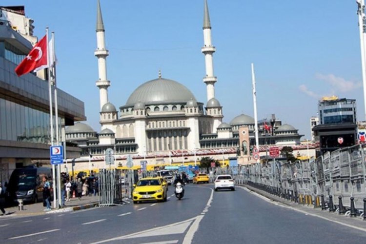İstanbul'da bazı yollara 1 Mayıs engeli