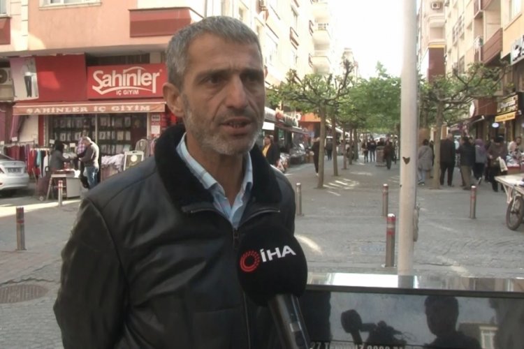 Şehit anıtına kurulan se&ccedil;im standı nedeniyle tartışma &ccedil;ıktı!