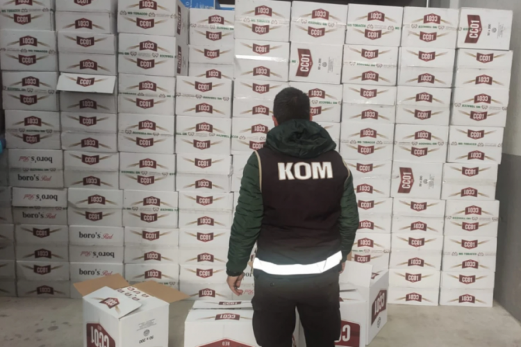 Konya'da 4 milyon 950 bin ka&ccedil;ak makaron bulundu