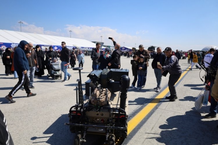 TEKNOFEST'te insansız otonom kara aracı yoğun ilgi g&ouml;rd&uuml;