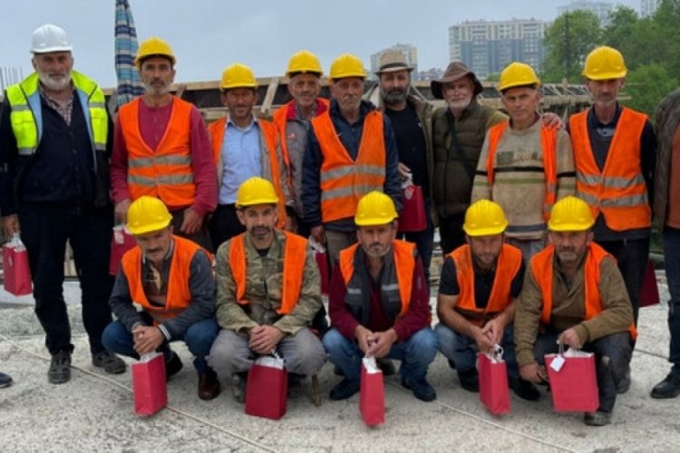 Trabzon'da inşaatta ayın &ccedil;alışanlarına 'performans', eşlerine de 'sabır' &ouml;d&uuml;l&uuml;