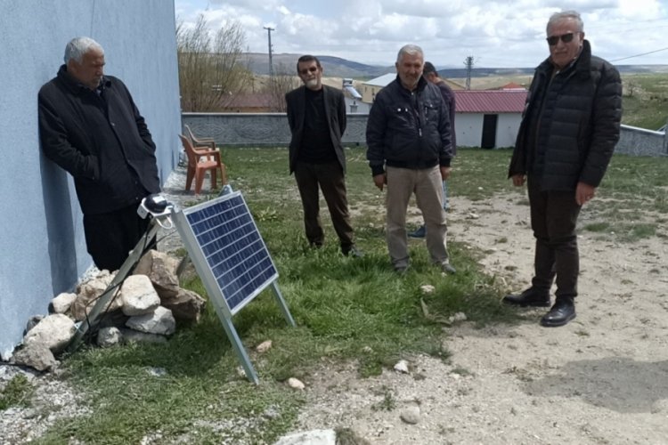 Fay hattı olmayan G&uuml;r&uuml;n'de neden deprem olduğu araştırılıyor