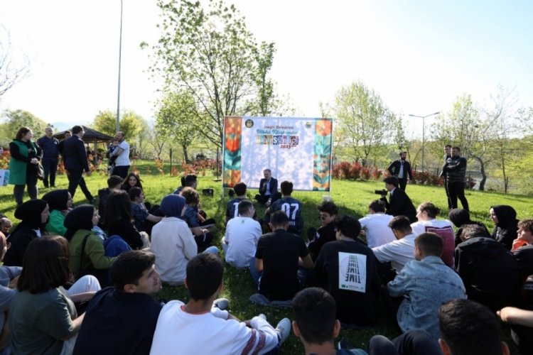 Bursa'da n&ouml;bet&ccedil;i kitaphanelere bahar geldi