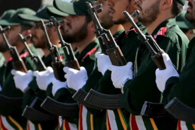 İran'da Devrim Muhafızları'nın tesisinde patlama