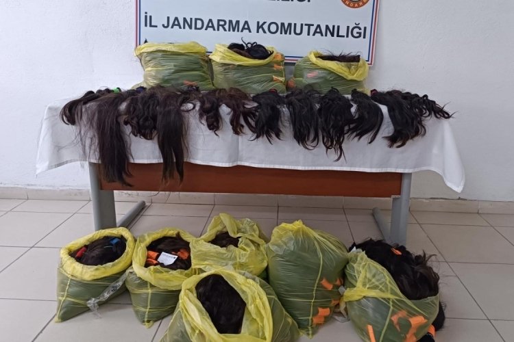 Ağrı'da İran'dan getirilen 1,5 milyon liralık orijinal insan sa&ccedil;ı ele ge&ccedil;irildi