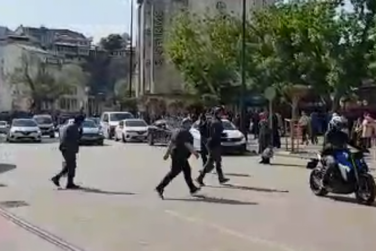 Bursa'da yayaların trafikte tehlikeli anları
