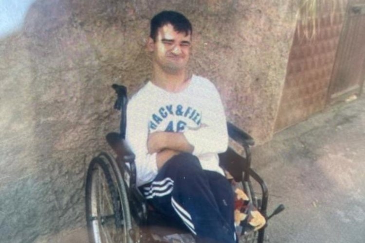 Adana'da cinnet ge&ccedil;iren şahsın bı&ccedil;akladığı kayınbiraderi de hayatını kaybetti