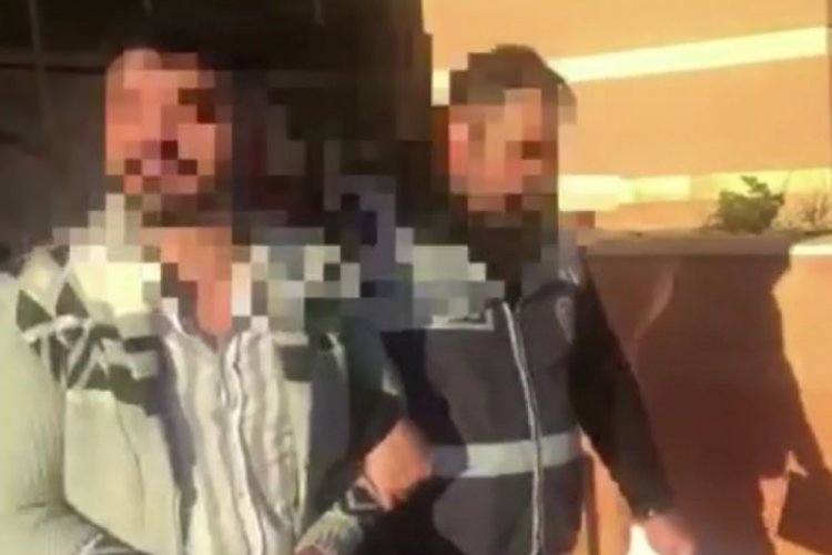 Kastamonu'da sevgili vaadiyle şantaj yapıp 18 bin TL'sini zorla aldılar