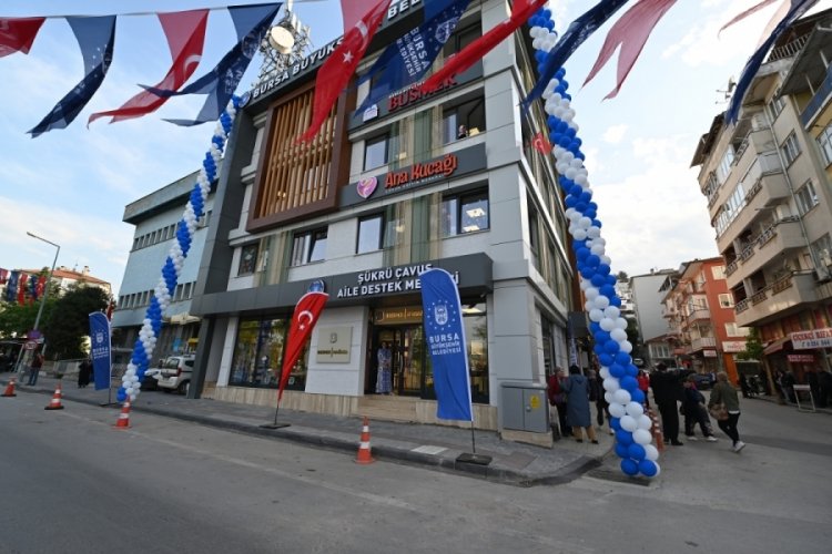 Bursa B&uuml;y&uuml;kşehir Belediyesi'nden Mudanya'da aile ve gen&ccedil;liğe b&uuml;y&uuml;k destek