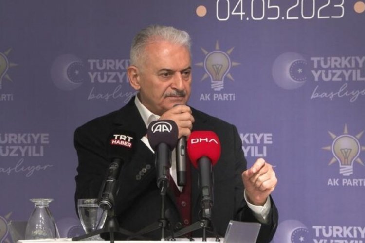 Binali Yıldırım: Bizi birbirimize d&uuml;ş&uuml;rmek isteyenlere asla fırsat vermeyeceğiz