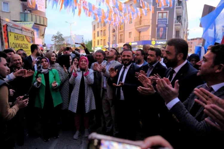 Bursa G&uuml;rsu'da AK Parti se&ccedil;im irtibat b&uuml;rosu t&ouml;renle a&ccedil;ıldı